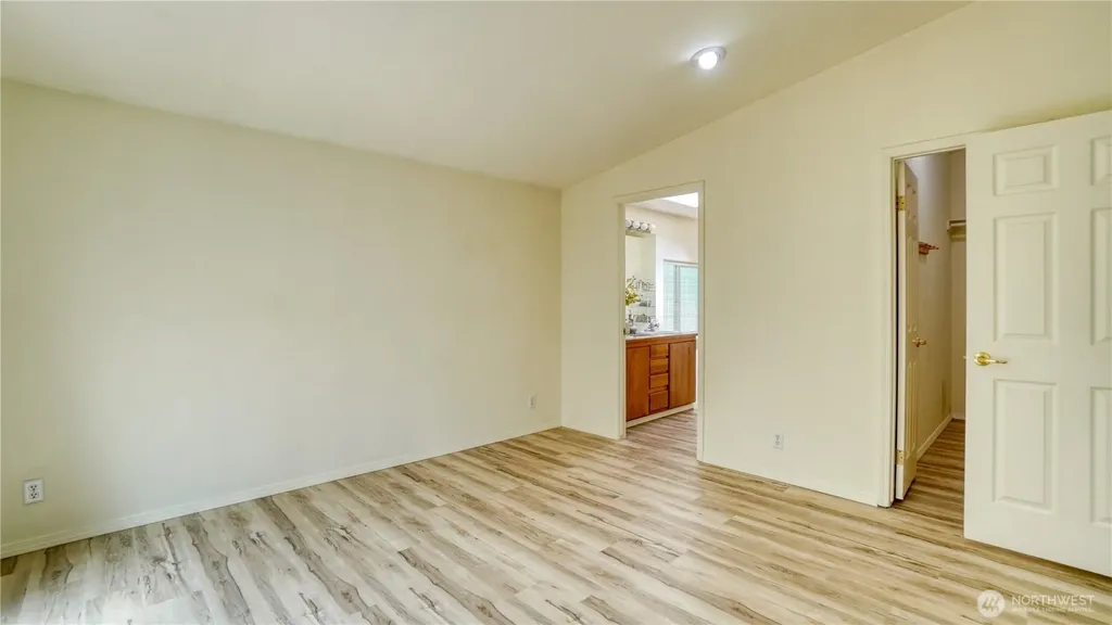 8806 60th Avenue E Puyallup WA 98371