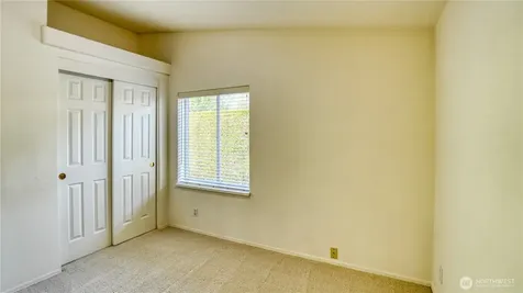 8806 60th Avenue E Puyallup WA 98371