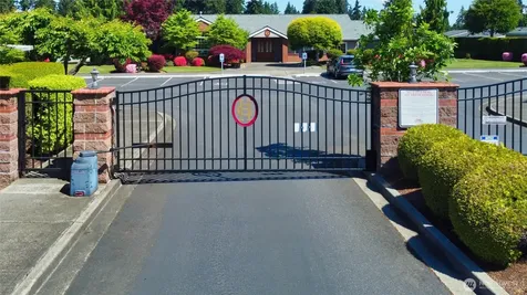 8806 60th Avenue E Puyallup WA 98371