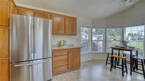 8806 60th Avenue E Puyallup WA 98371