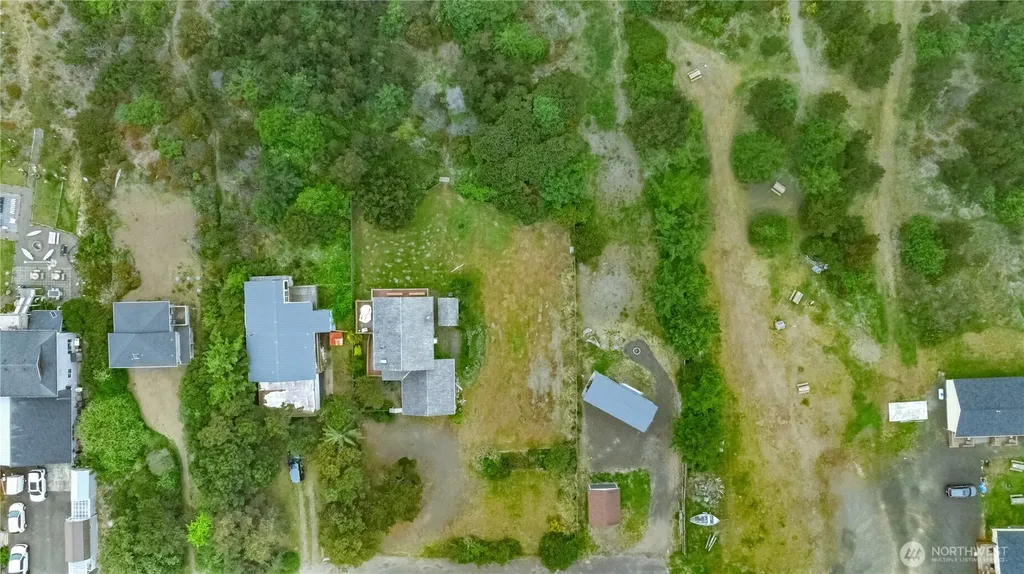 20 Haven Lane Copalis Beach WA 98535