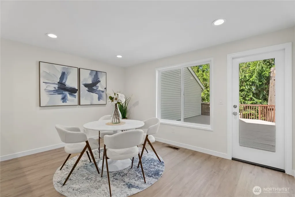 231 145th Place SE Bellevue WA 98007