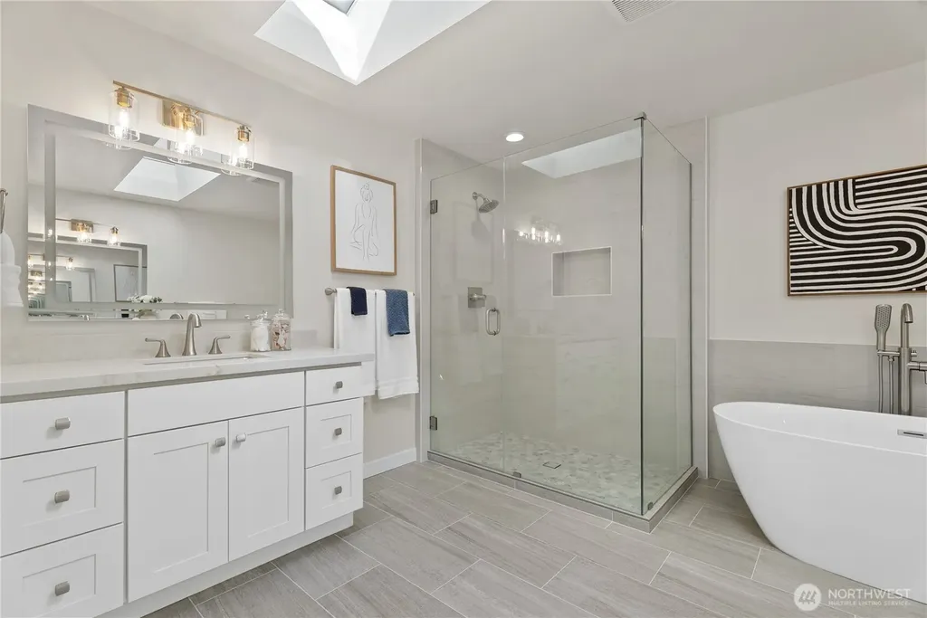 231 145th Place SE Bellevue WA 98007