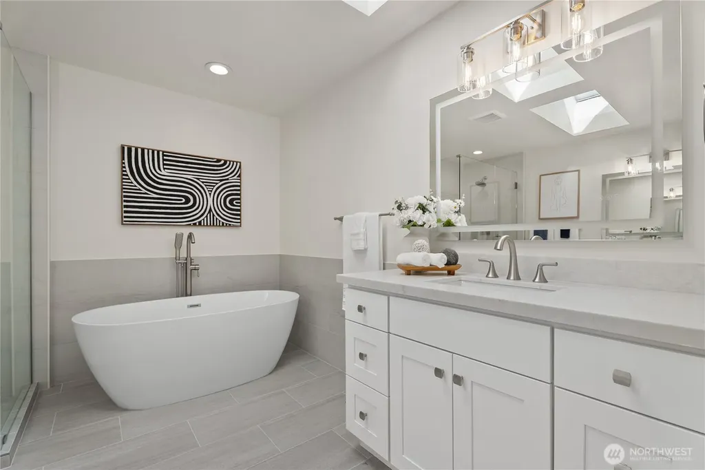 231 145th Place SE Bellevue WA 98007