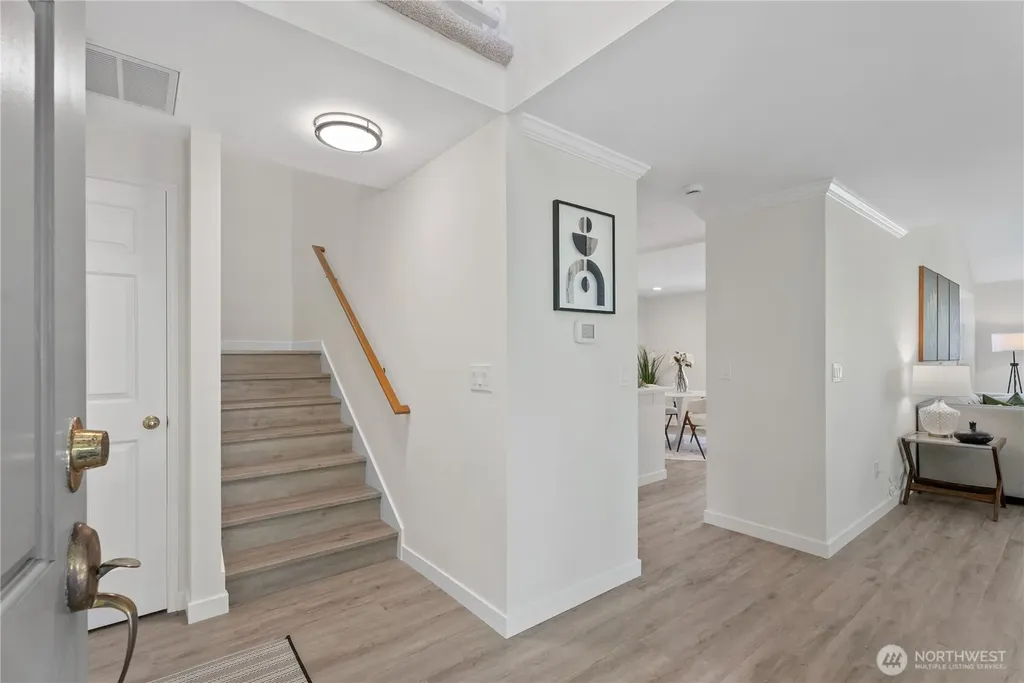 231 145th Place SE Bellevue WA 98007