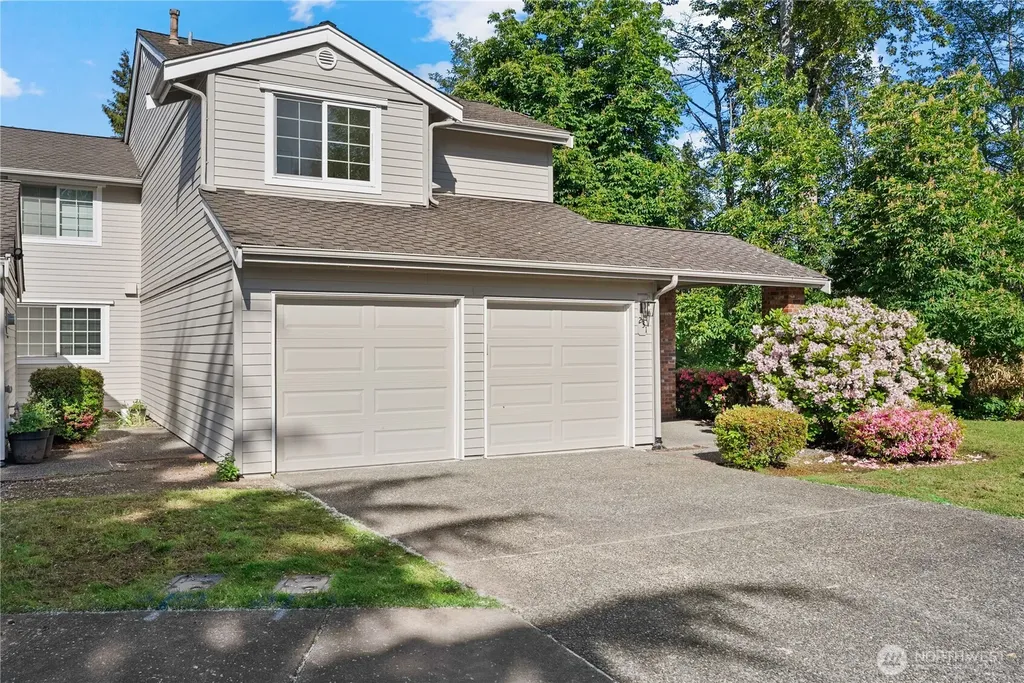 231 145th Place SE Bellevue WA 98007