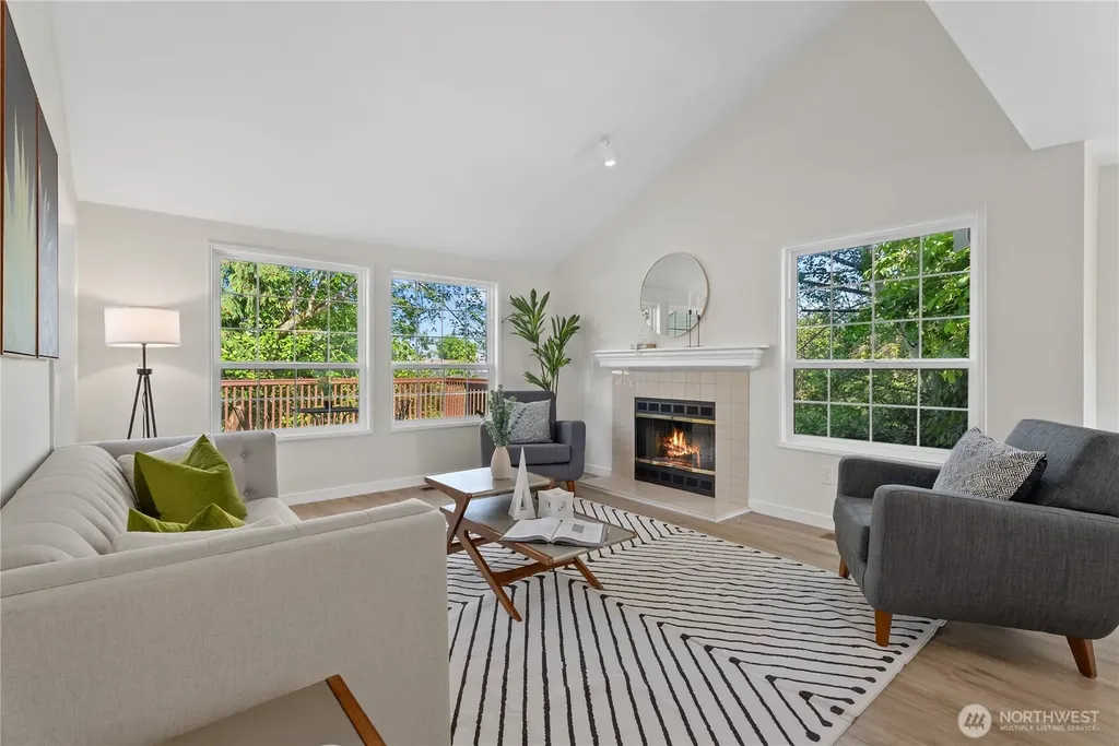 231 145th Place SE Bellevue WA 98007