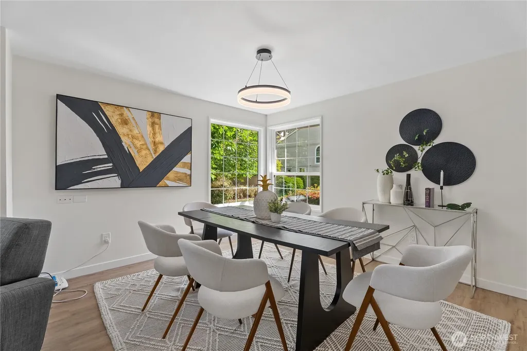 231 145th Place SE Bellevue WA 98007