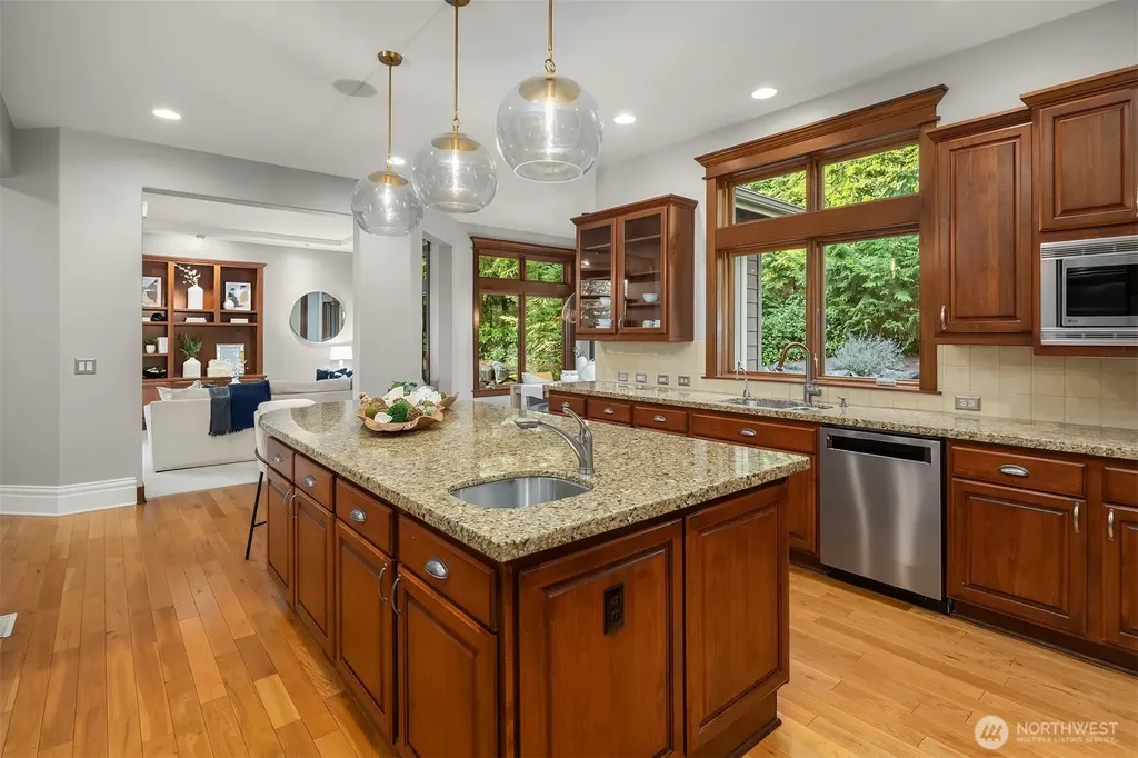 2989 NE Davis Loop Issaquah WA 98029