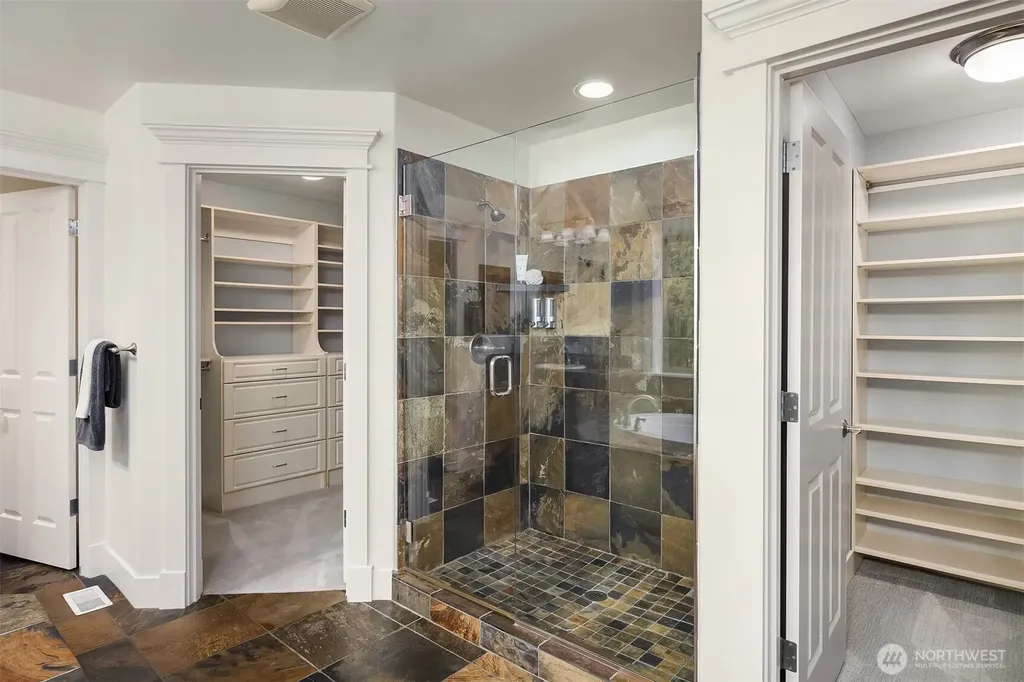 2989 NE Davis Loop Issaquah WA 98029
