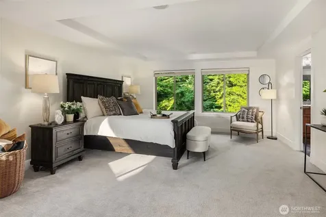 2989 NE Davis Loop Issaquah WA 98029