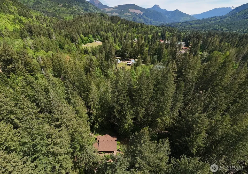7375 Mt Baker Highway Deming WA 98244