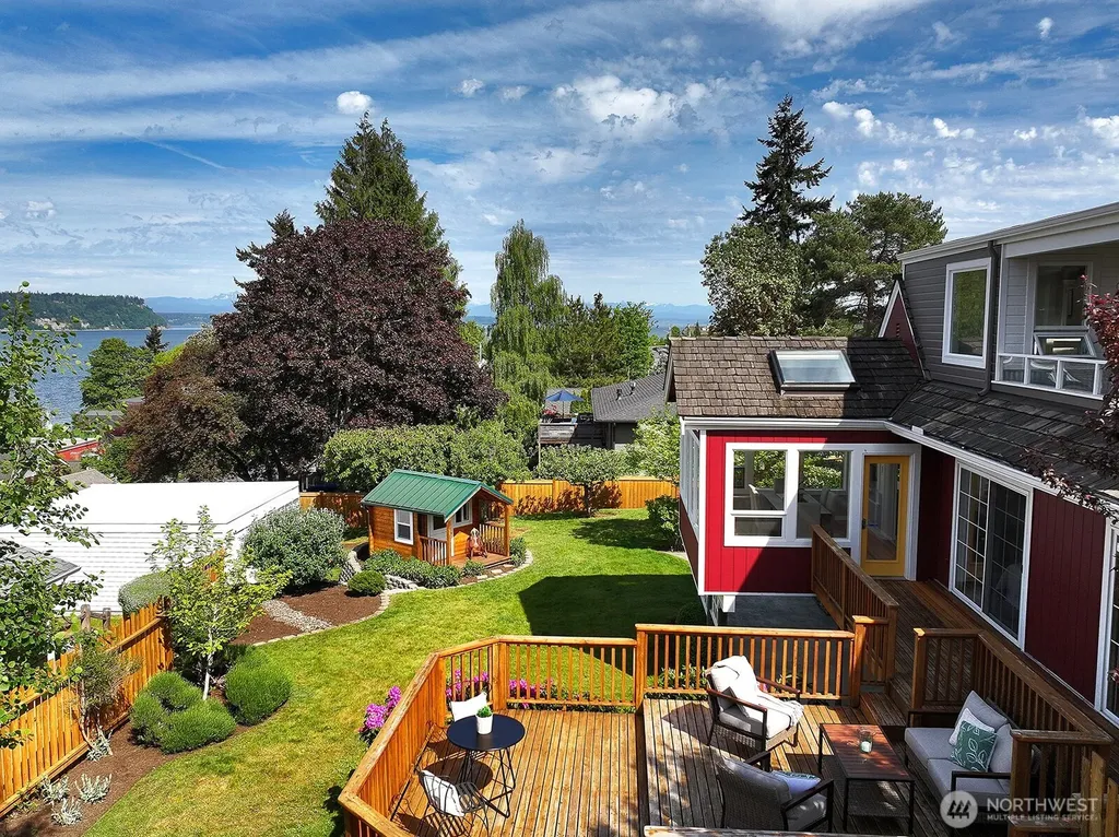 428 2nd Street Langley WA 98260