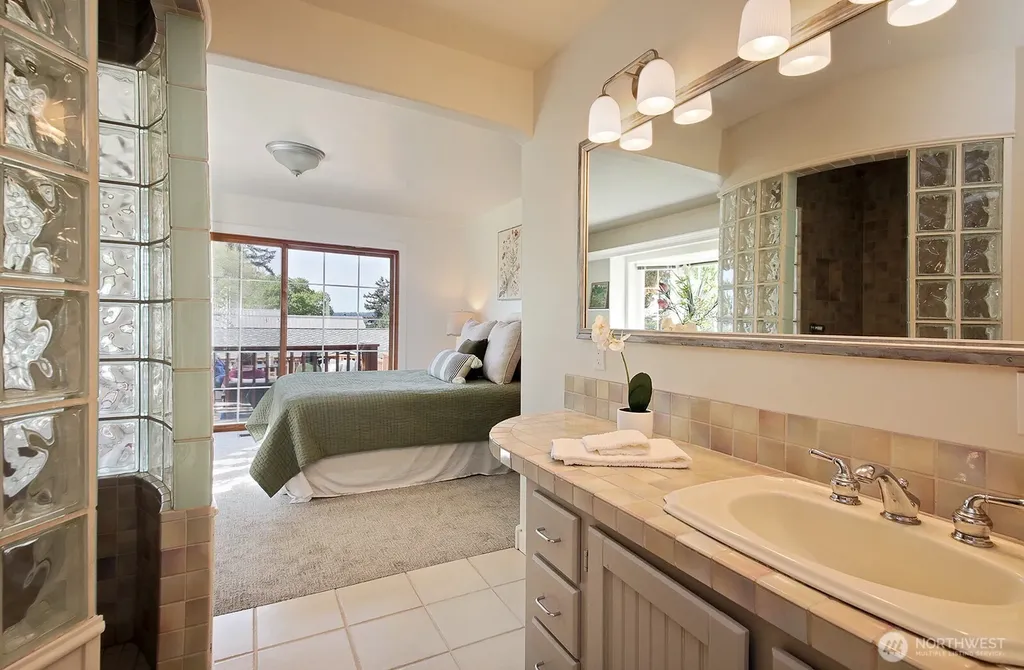 428 2nd Street Langley WA 98260