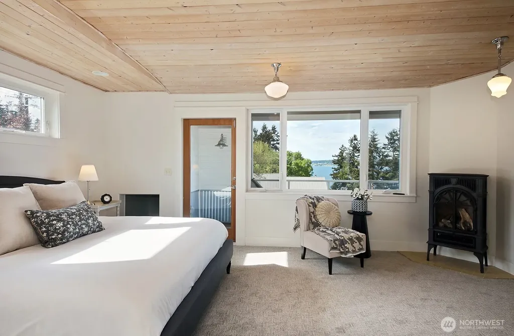 428 2nd Street Langley WA 98260