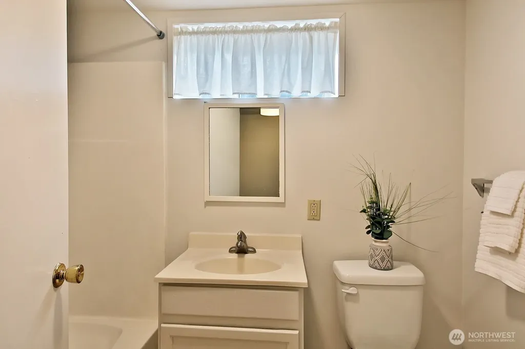 428 2nd Street Langley WA 98260