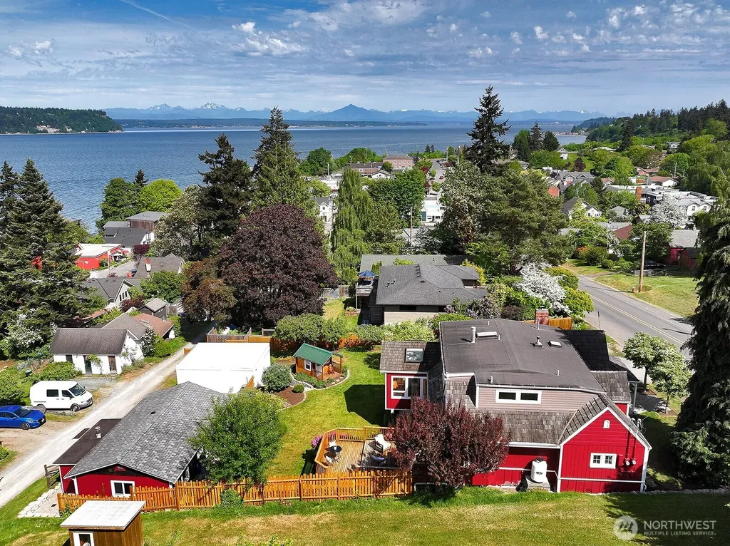 428 2nd Street Langley WA 98260