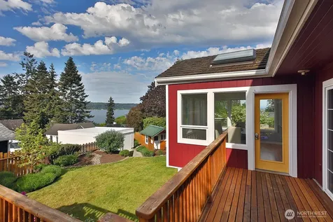 428 2nd Street Langley WA 98260