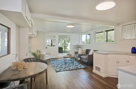 428 2nd Street Langley WA 98260