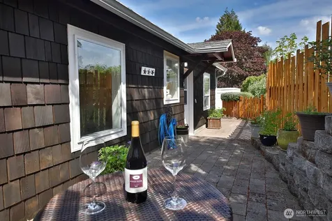 428 2nd Street Langley WA 98260