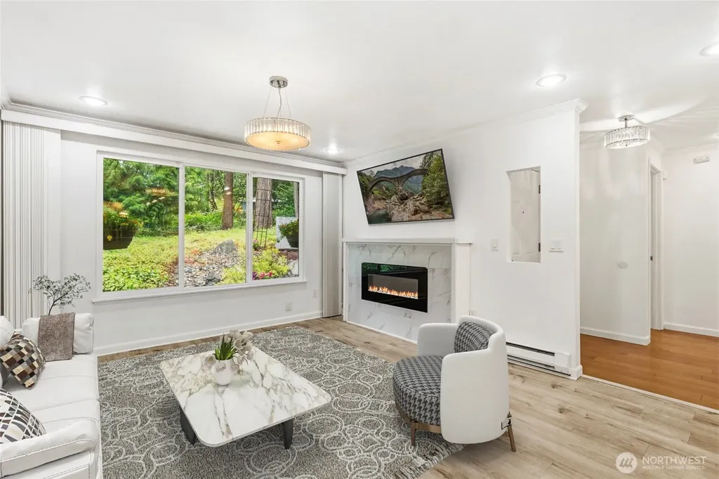 519 S 321st Street Federal Way WA 98003
