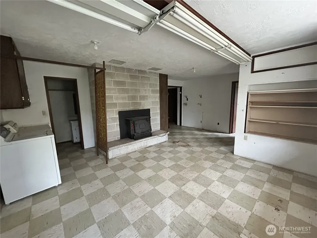 415 Adams Street Hoquiam WA 98550