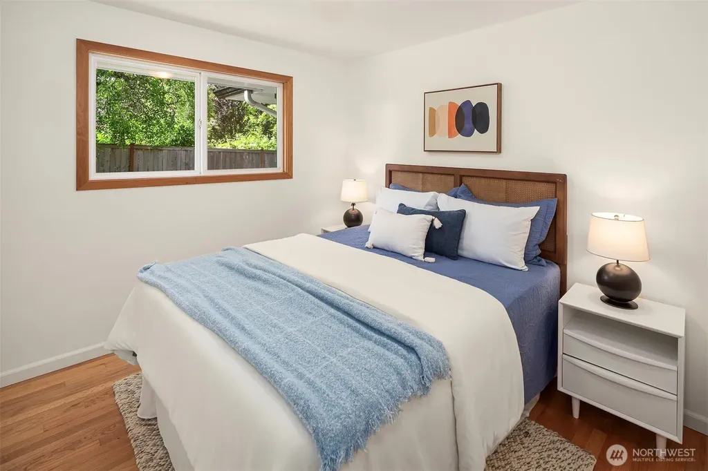 9712 SE 41st Mercer Island WA 98040