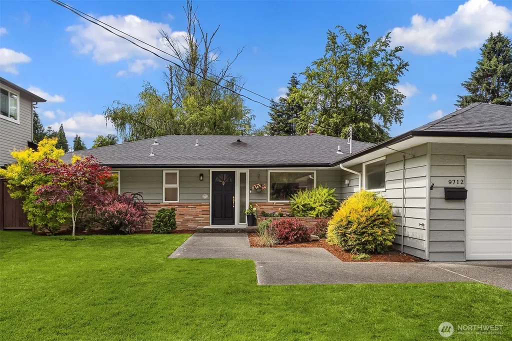 9712 SE 41st Mercer Island WA 98040