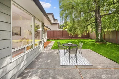 9712 SE 41st Mercer Island WA 98040