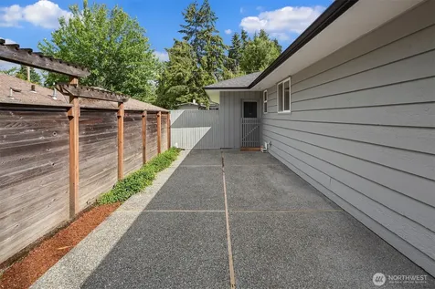 9712 SE 41st Mercer Island WA 98040