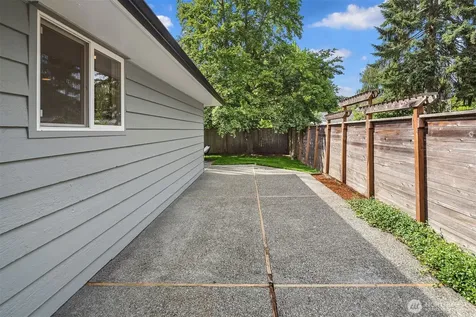 9712 SE 41st Mercer Island WA 98040