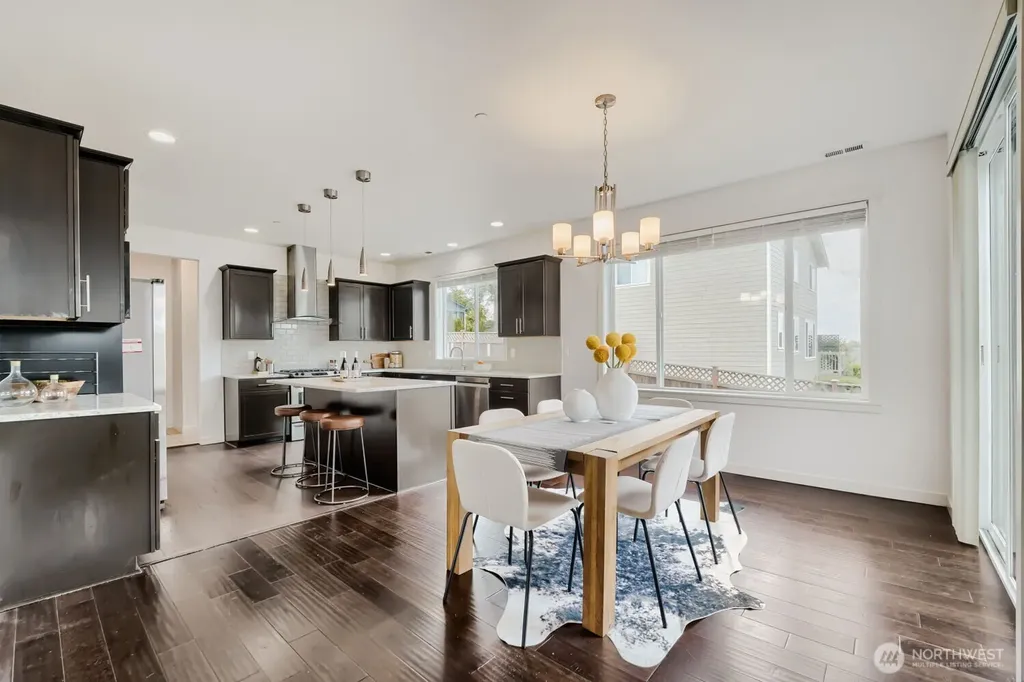 7426 S 114th Street Seattle WA 98178