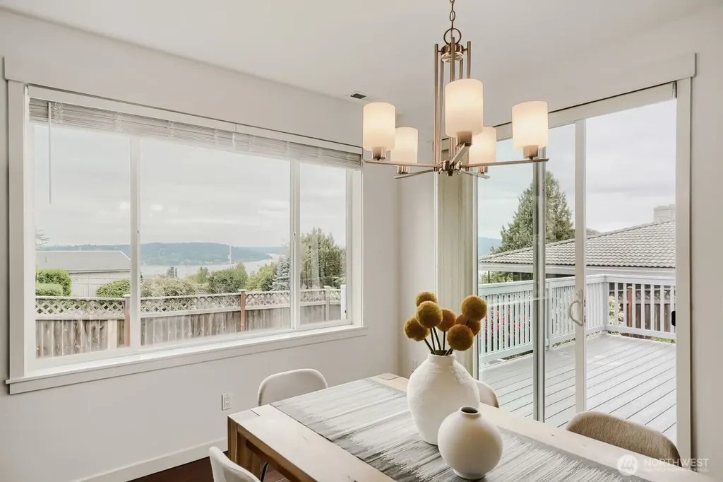 7426 S 114th Street Seattle WA 98178