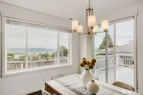 7426 S 114th Street Seattle WA 98178