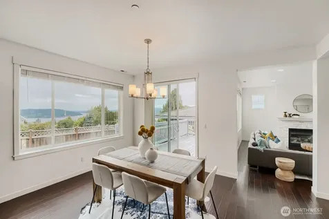 7426 S 114th Street Seattle WA 98178
