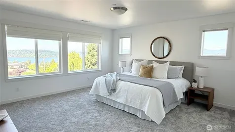 7426 S 114th Street Seattle WA 98178