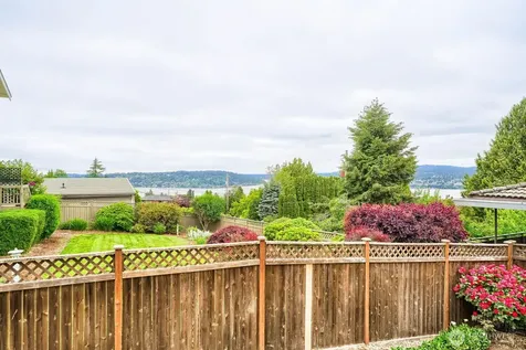 7426 S 114th Street Seattle WA 98178