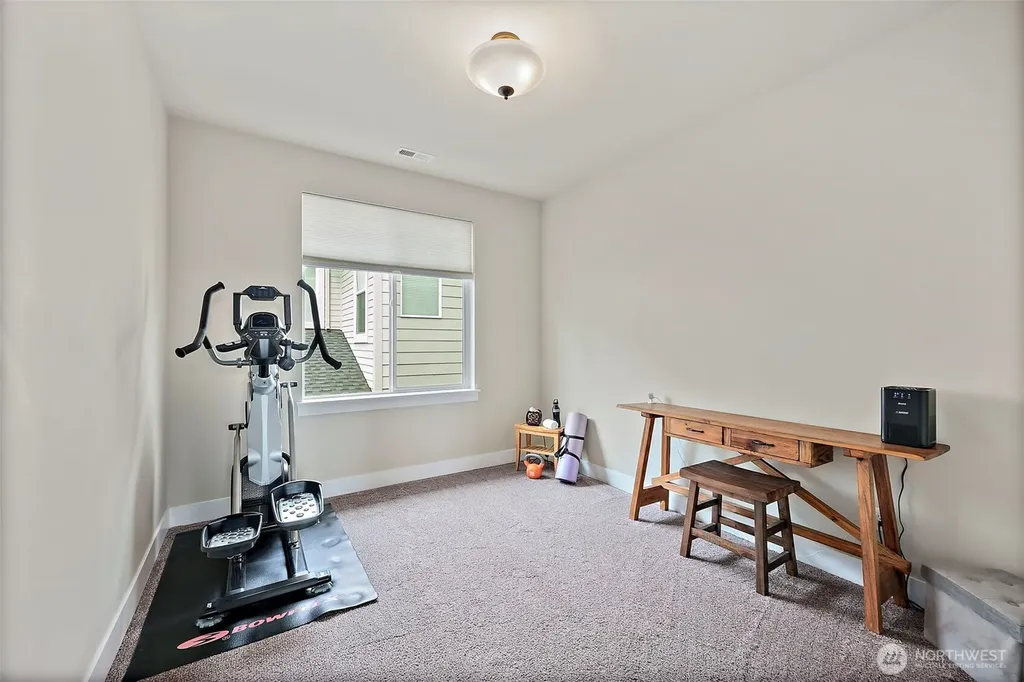 18581 Alpita Court NE Poulsbo WA 98370