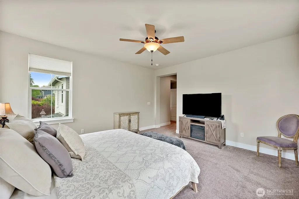 18581 Alpita Court NE Poulsbo WA 98370