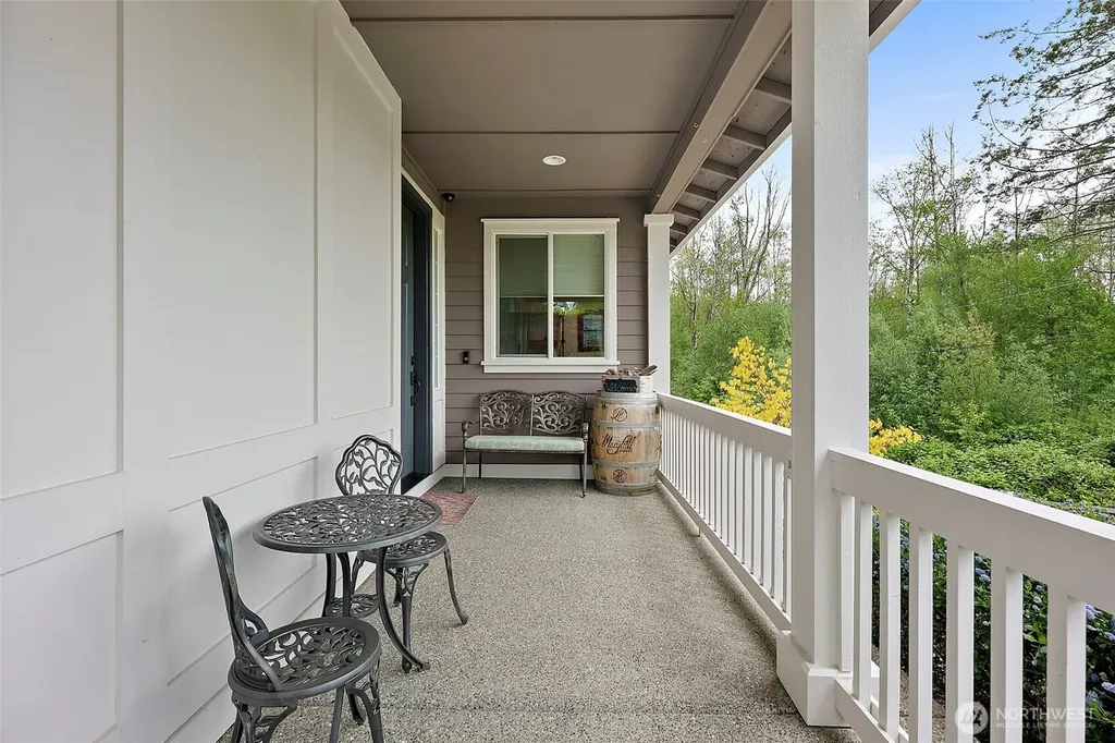 18581 Alpita Court NE Poulsbo WA 98370