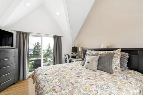 4318 Greenwood Avenue N Seattle WA 98103