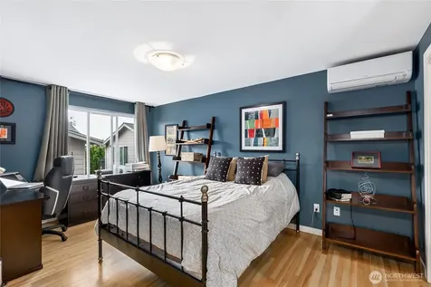 4318 Greenwood Avenue N Seattle WA 98103