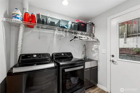 4318 Greenwood Avenue N Seattle WA 98103