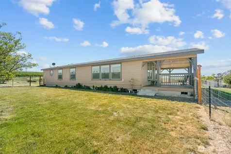 1351 Nass Road Granger WA 98932