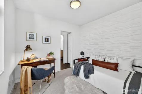 4153 California Avenue SW Seattle WA 98116