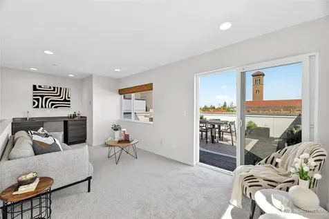 4153 California Avenue SW Seattle WA 98116