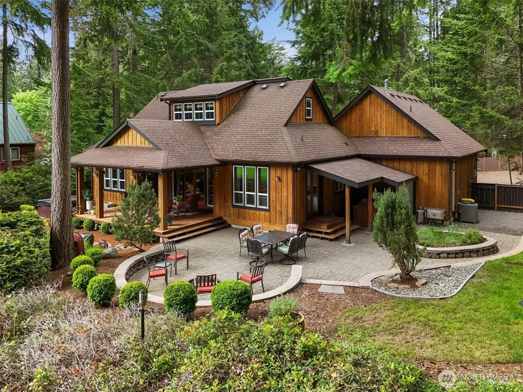 10507 Pioneer Drive Anderson Island WA 98303