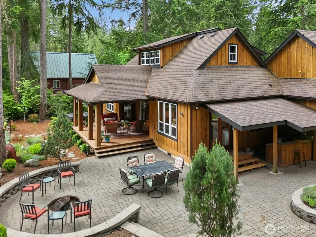 10507 Pioneer Drive Anderson Island WA 98303