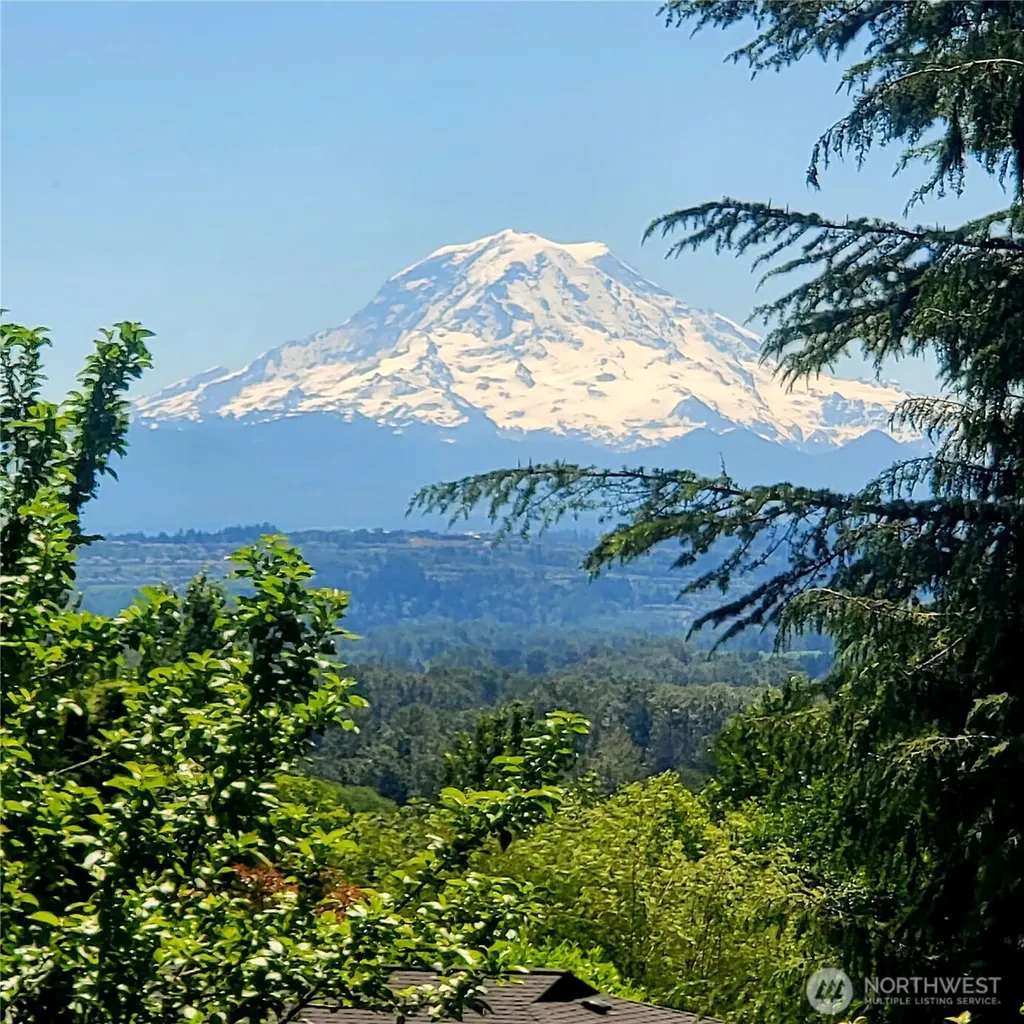 5408 123rd Avenue E Edgewood WA 98372