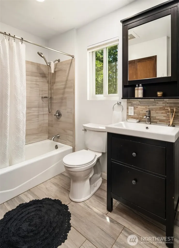 12032 Vashon Highway SW Vashon WA 98070